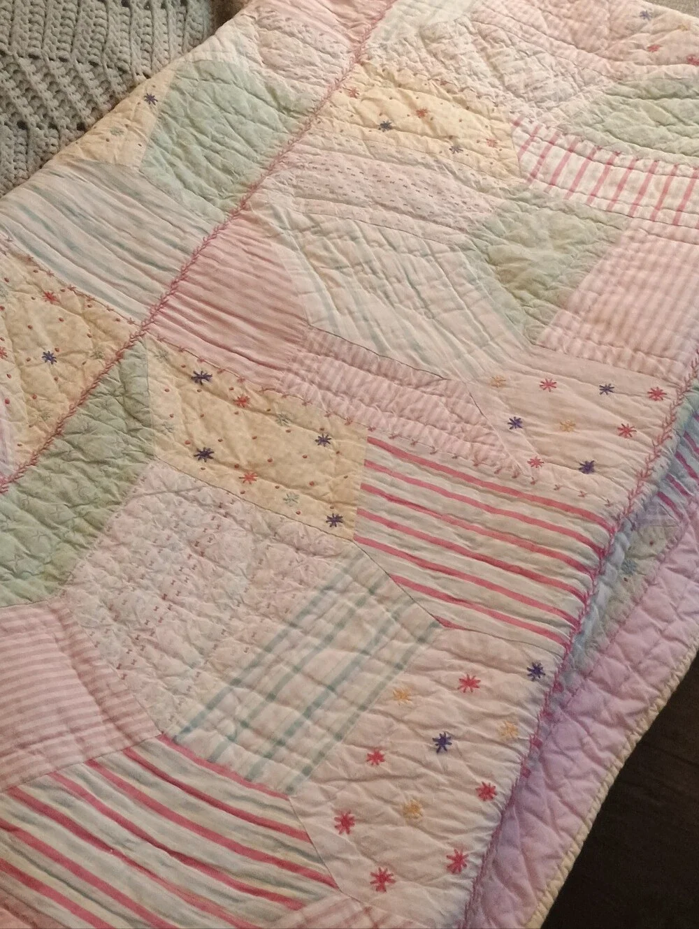 Vintage Pottery Barn Full/Queen Tumbling Blocks Quilt Patchwork Retired Pattern